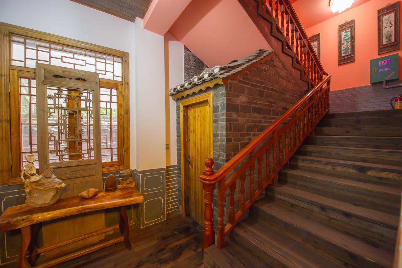 Готель Yangshuo Scenic Mountain Retreat Екстер'єр фото
