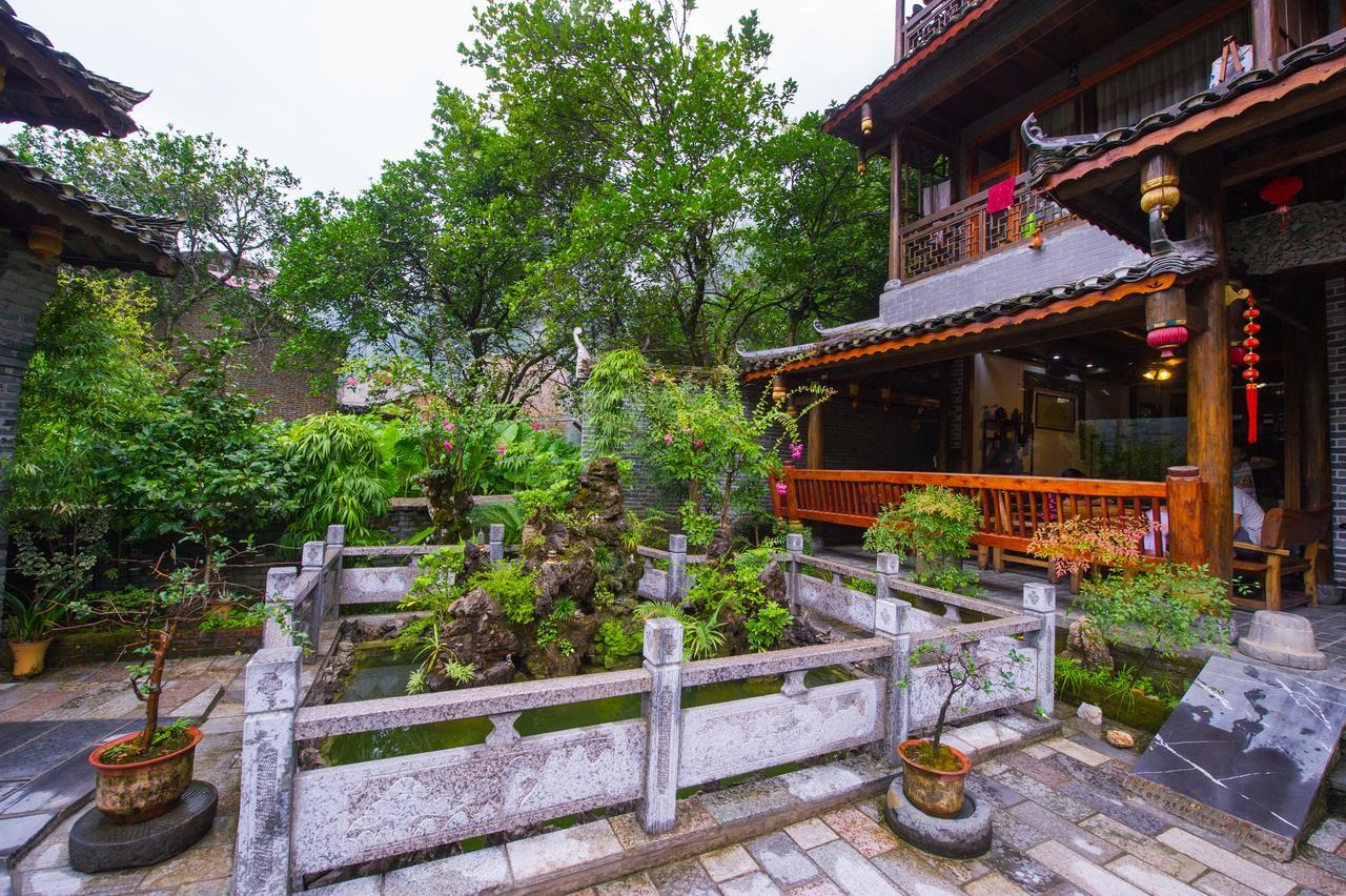 Готель Yangshuo Scenic Mountain Retreat Екстер'єр фото
