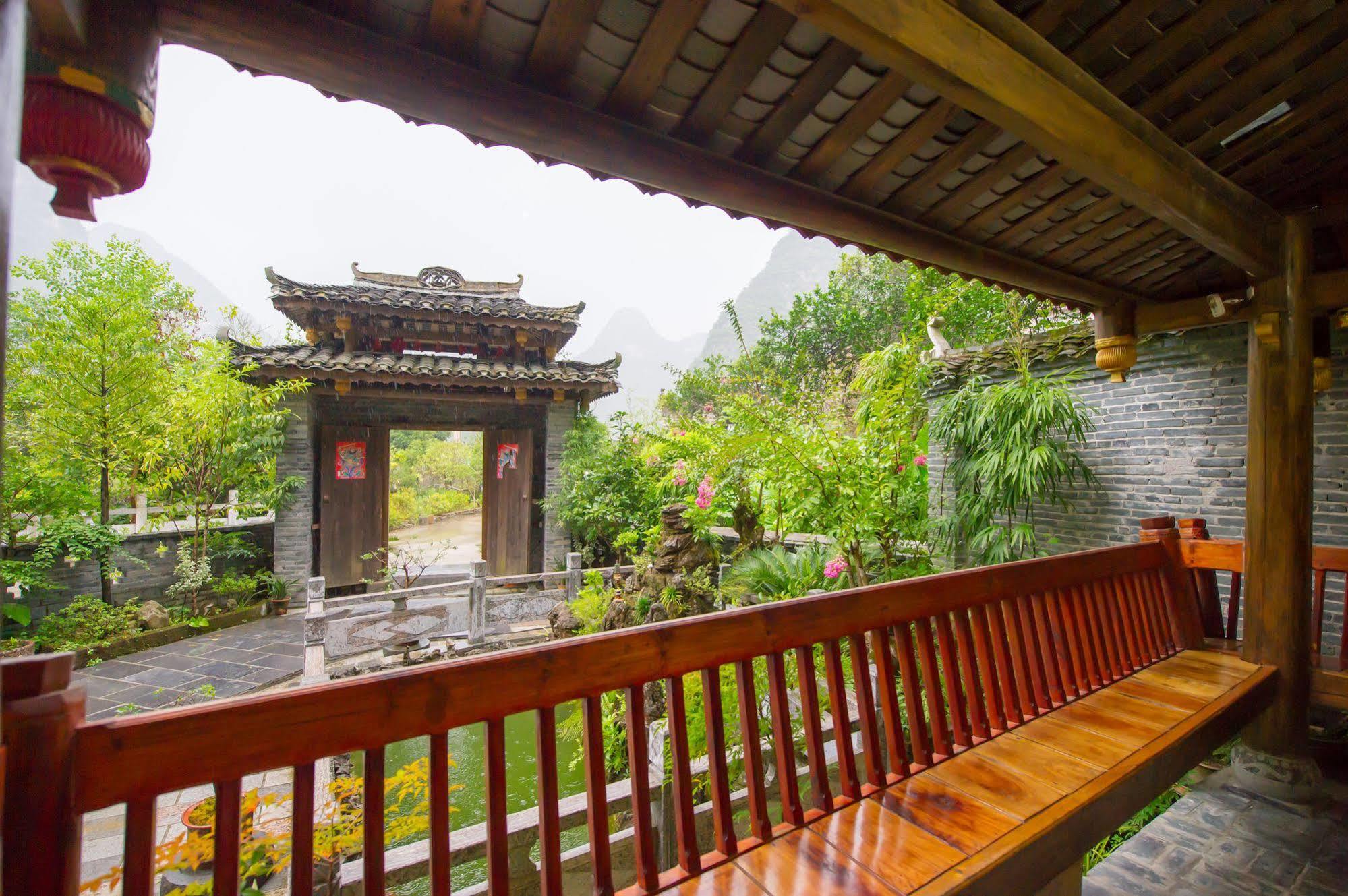 Готель Yangshuo Scenic Mountain Retreat Екстер'єр фото