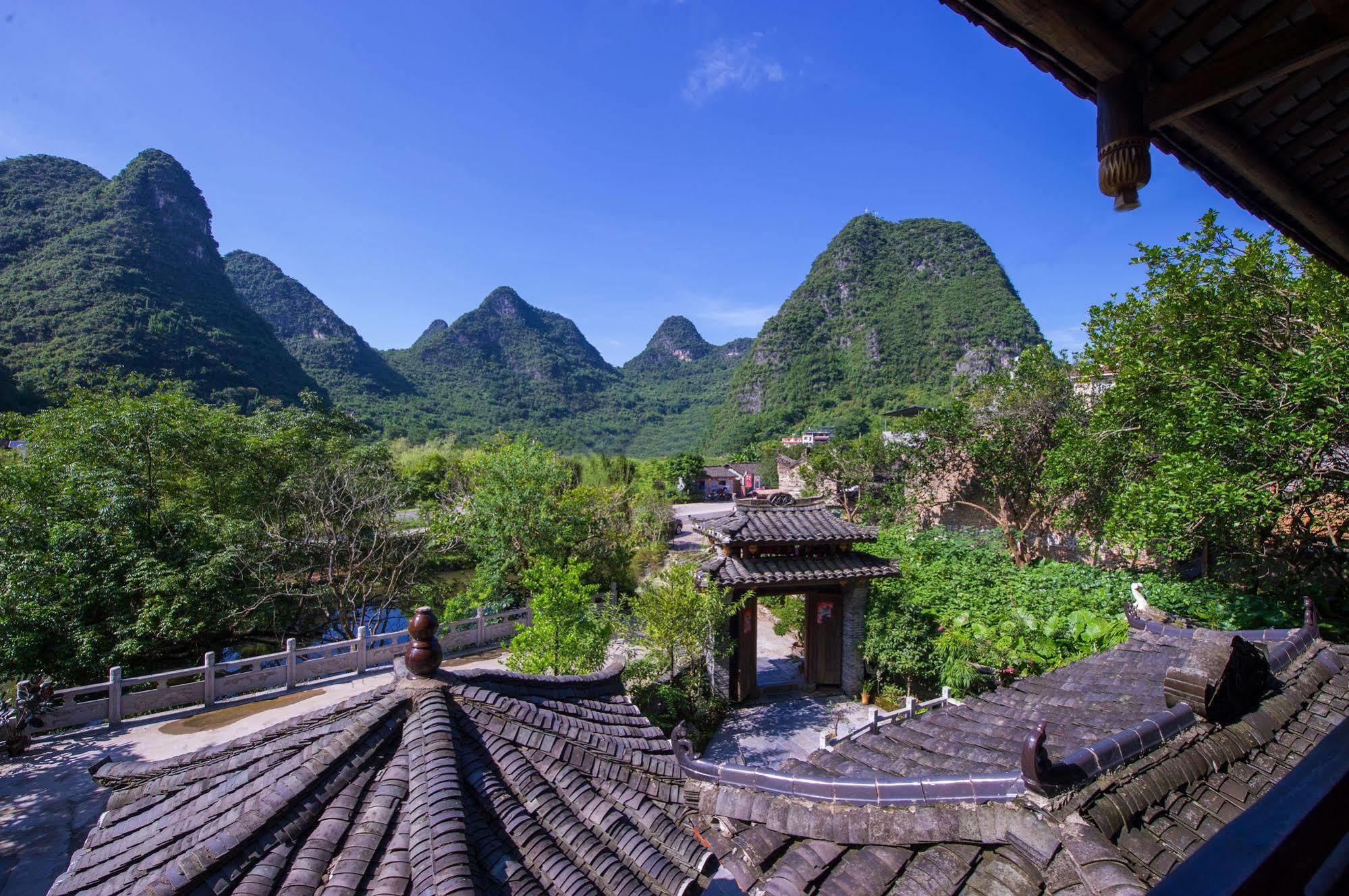 Готель Yangshuo Scenic Mountain Retreat Екстер'єр фото