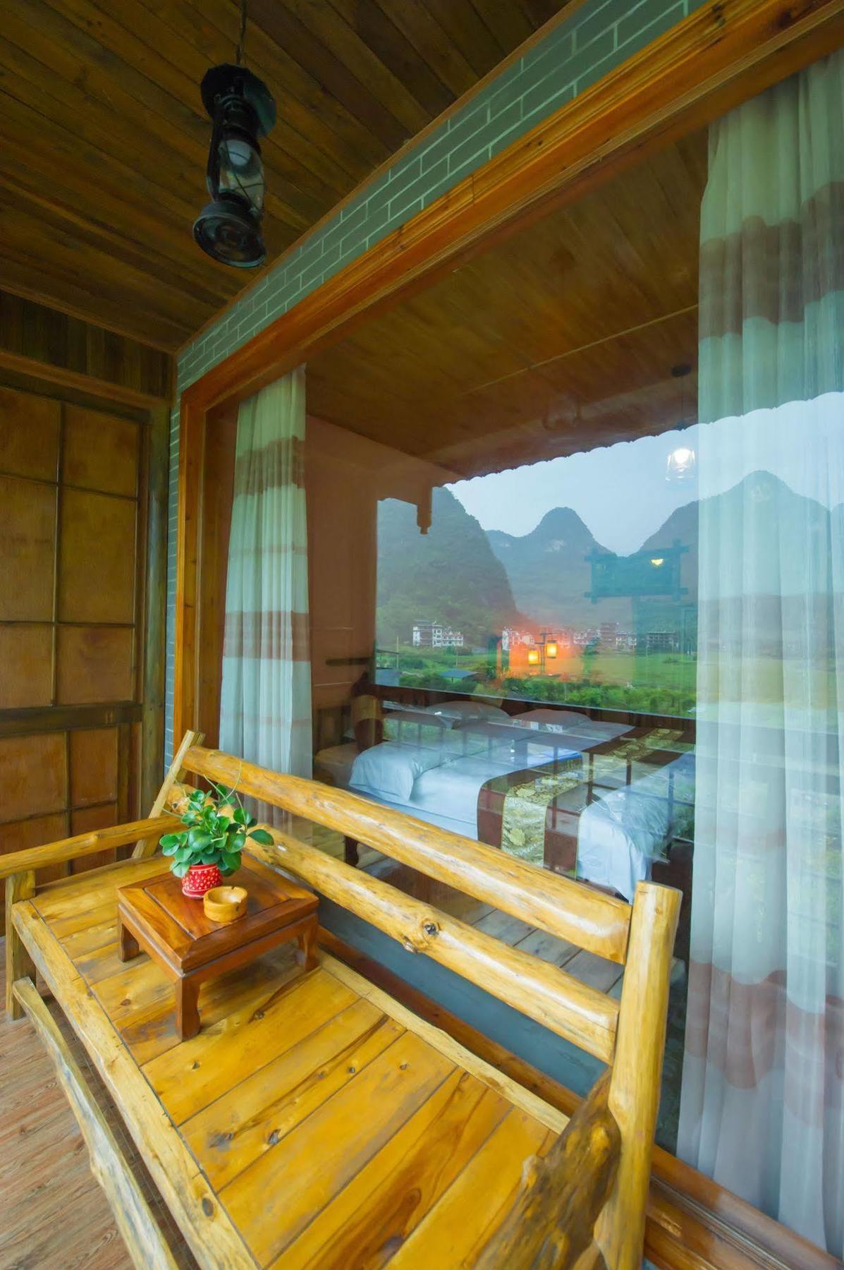 Готель Yangshuo Scenic Mountain Retreat Екстер'єр фото