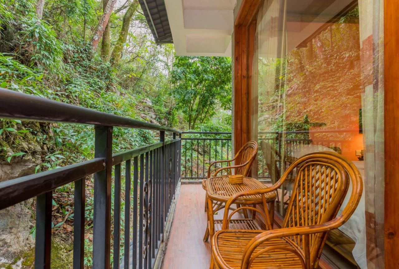 Готель Yangshuo Scenic Mountain Retreat Екстер'єр фото