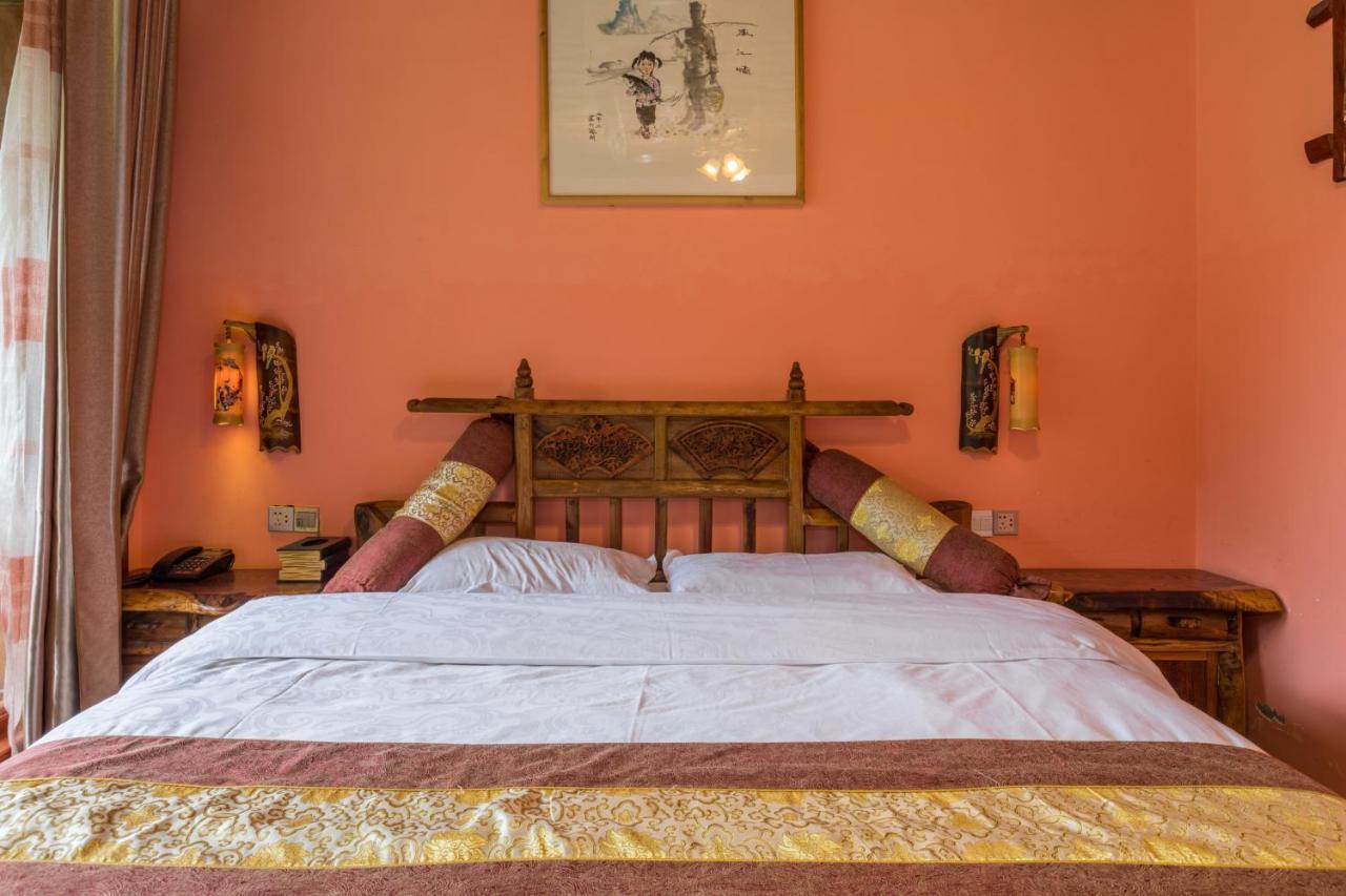 Готель Yangshuo Scenic Mountain Retreat Екстер'єр фото